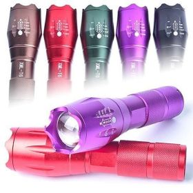 Grab-N-Go Zoomable Focusing Flashlight (Color: Red)